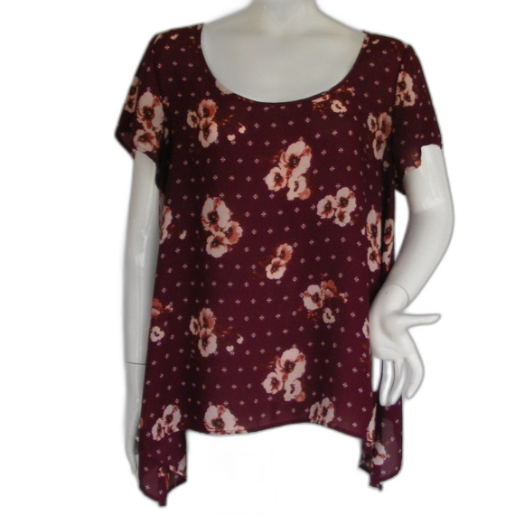 TORRID Blouse, 2/2X, Burgundy Floral, Sharkbite, Semi-sheer, Short sleeves - Picture 1 of 9
